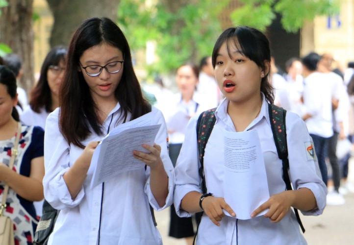 Chú trọng công tác rèn luyện cho học sinh kỹ năng tự học trong mùa dịch. Ảnh: Hữu Cường