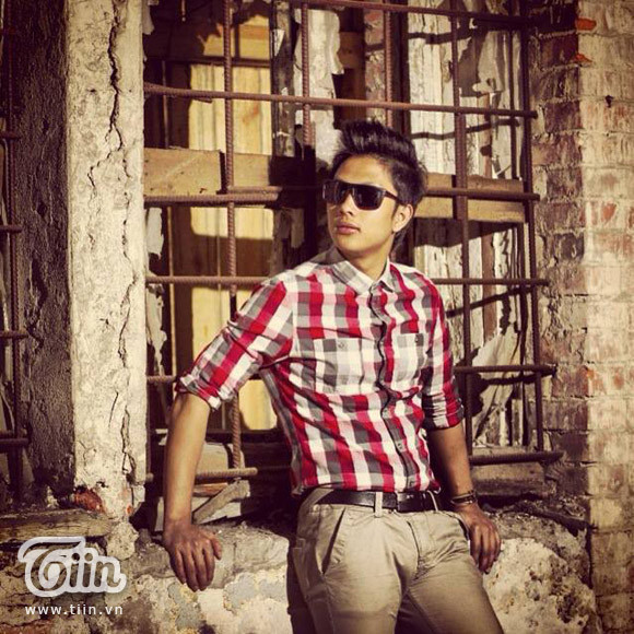 Nam sinh nổi danh cộng đồng người Việt tại Ukraina ảnh 1 Chàng du học sinh điển trai nổi danh với chú Mèo mun