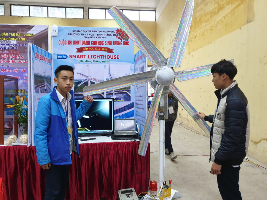 Dự án Hải đăng thông minh của học sinh Trường liên cấp Hàng Hải I