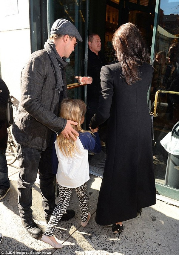 Brad Pitt, Angelina Jolie Brad Pitt, Angelina Jolie