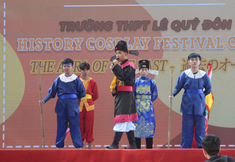 Màn hóa thân của HS Trường THPT Ten Lơ Man