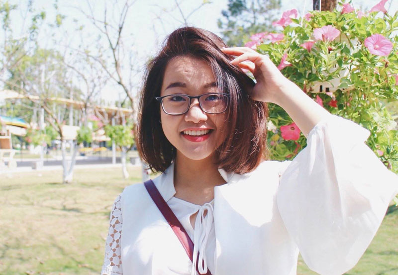 Vũ Bích Phương hiện là sinh viên ngành Bác sĩ đa khoa, ĐH Y Hà Nội. Vũ Bích Phương hiện là sinh viên ngành Bác sĩ đa khoa, ĐH Y Hà Nội.