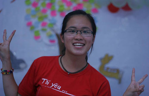 Nguyễn Thị Mai, sinh viên khoa Y tế công cộng, ĐH Y Hà Nội. Nguyễn Thị Mai, sinh viên khoa Y tế công cộng, ĐH Y Hà Nội.