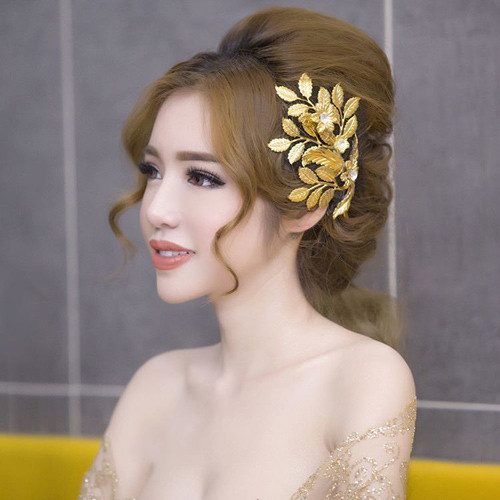 Báo Thái khen Elly Trần đẹp hơn bội phần sau sinh ảnh 3