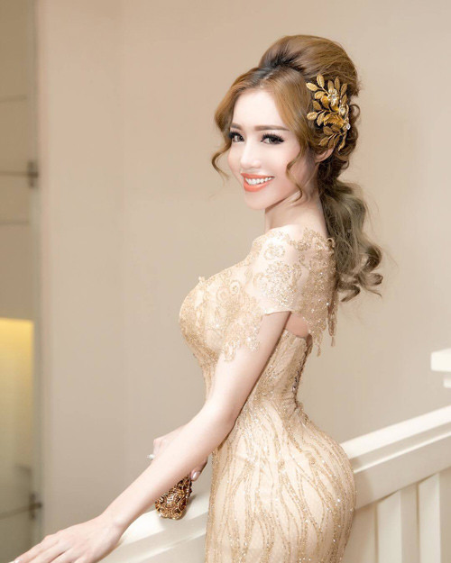 Báo Thái khen Elly Trần đẹp hơn bội phần sau sinh ảnh 2