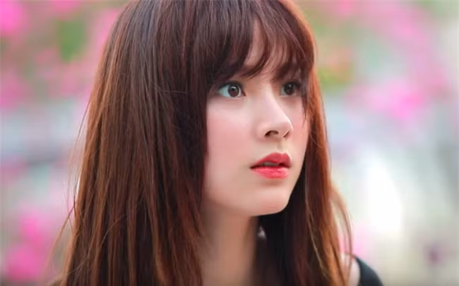 Dọn nhà sau Tết, vợ phát hiện cuốn sổ tiết kiệm 2 tỷ của chồng