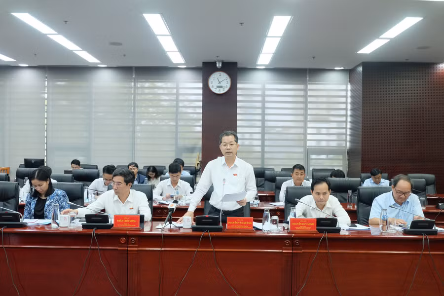 Ông Nguyễn Văn Quảng - Bí thư Thành ủy, Trưởng đoàn đại biểu Quốc hội TP Đà Nẵng phát biểu tại buổi làm việc. (Ảnh: PV).