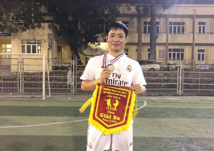 Dành tâm huyết cho dạy học Lịch sử, thầy giáo 8X vẫn duy trì rèn luyện môn bóng đá, như một niềm đam mê trong cuộc đời.