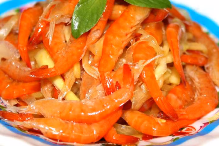 Cách làm tôm chua miền Tây nhìn là mê, ăn là nghiện