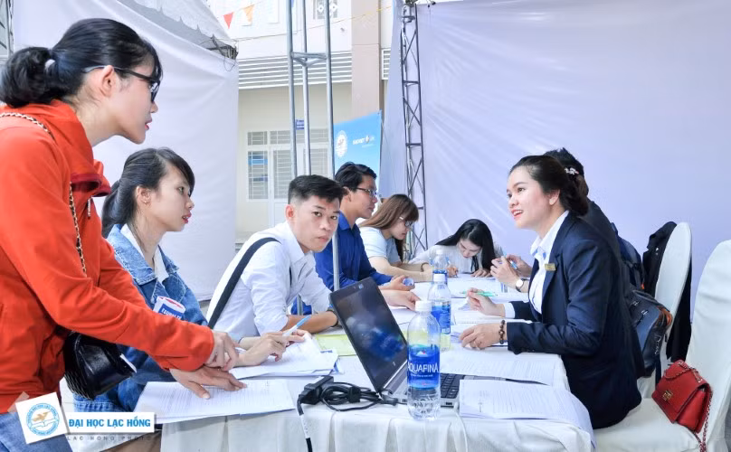 Ngày hội việc làm của SV Trường ĐH Lạc Hồng (Đồng Nai). Ảnh minh họa