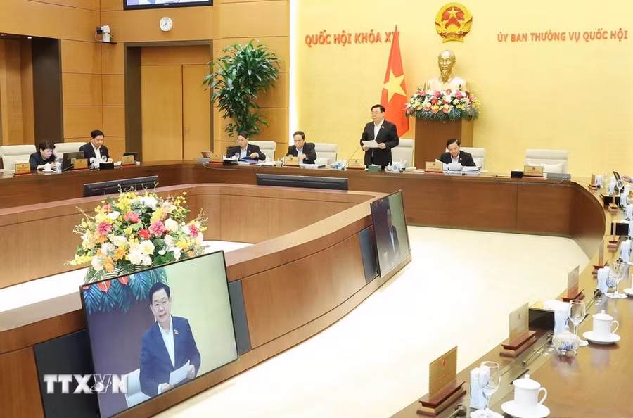 Chủ tịch Quốc hội Vương Đình Huệ phát biểu khai mạc. (Ảnh: Nhan Sáng/TTXVN)