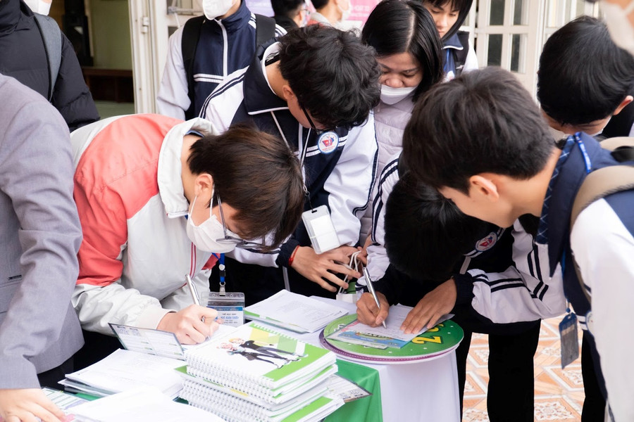 SAMA thực hiện chuỗi SchoolTour tại trường THPT Xuân Trường C - Nam Định