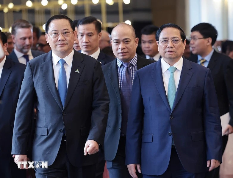 Thủ tướng Phạm Minh Chính và Thủ tướng Lào Sonexay Siphandone tham dự Diễn đàn Tương lai ASEAN 2024. (Ảnh: Dương Giang/TTXVN) Thủ tướng Phạm Minh Chính và Thủ tướng Lào Sonexay Siphandone tham dự Diễn đàn Tương lai ASEAN 2024. (Ảnh: Dương Giang/TTXVN)