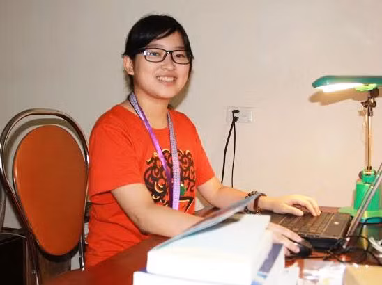 Bí quyết học giỏi Toán của nữ sinh Phan Thị Việt Hà Olympic Toán học quốc tế 2015 là không học quá nhiều và việc học tập trung học chủ yếu vào ban ngày.