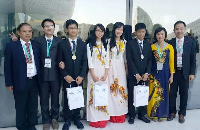 Đoàn Việt Nam tham dự Olympic Hoá học quốc tế năm 2015