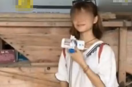 Suy sup vi to tinh voi cap tren bat thanh, thieu nu 18 tuoi nhay song tu tu - Anh 1
