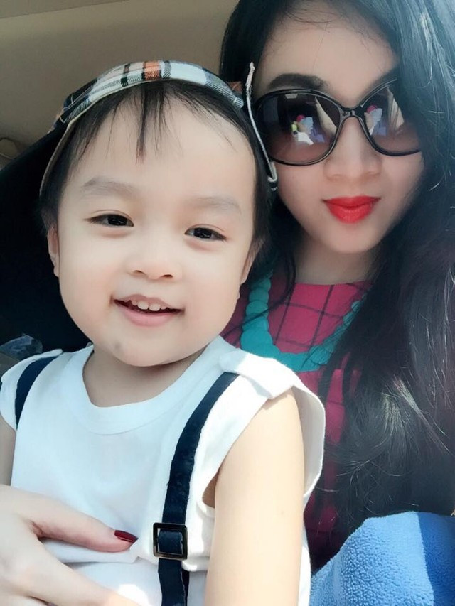 Vẻ đẹp của bà mẹ 2 con “xinh nhất dải ngân hà“ ảnh 11 Thanh Hoài và những thiên thần nhỏ của cô.