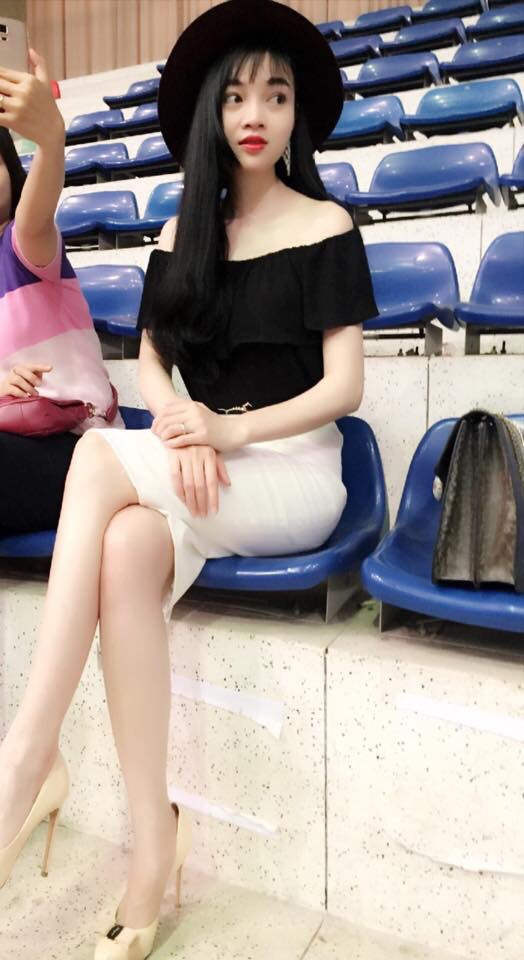 Vẻ đẹp của bà mẹ 2 con “xinh nhất dải ngân hà“ ảnh 3 Vẻ đẹp của bà mẹ 2 con “xinh nhất dải ngân hà“ ảnh 3