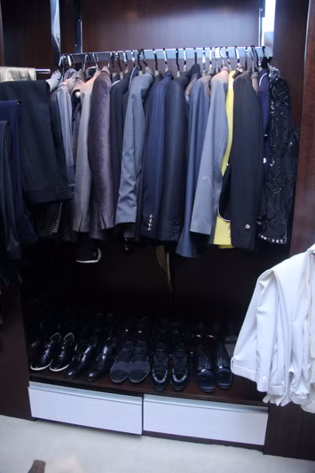 Nhin nhung hinh anh nay, khong ngo Dam Vinh Hung phai tra no hang ty cho me - Anh 17