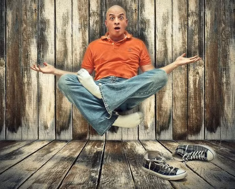 Giai ma bi an ve hien tuong con nguoi bay lo lung tren khong trung - Anh 6