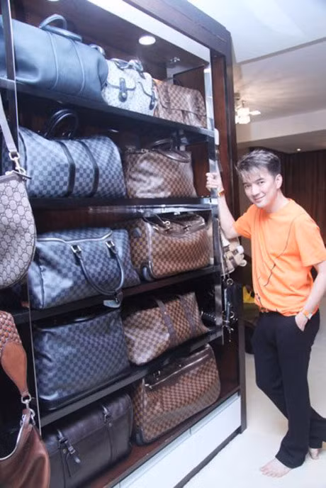 Nhin nhung hinh anh nay, khong ngo Dam Vinh Hung phai tra no hang ty cho me - Anh 18