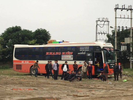 Cận tết, hàng nghìn quả pháo lậu Can tet, hang nghin qua phao lau