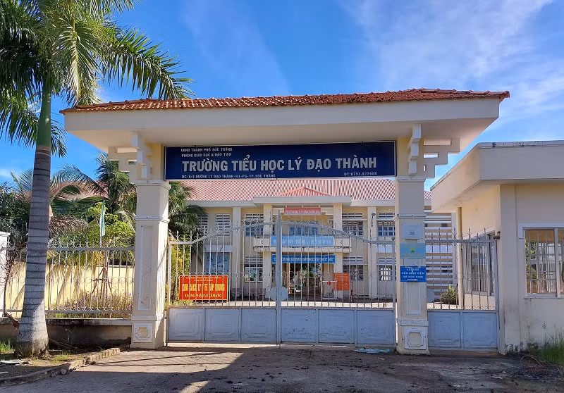 Một trường học ở TP Sóc Trăng (tỉnh Sóc Trăng) được trưng dụng làm khu cách ly. Ảnh: X. Lương