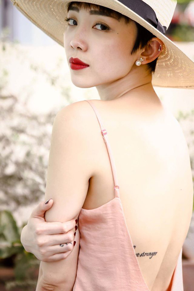 Những hình xăm gây tò mò của mỹ nhân Việt ảnh 4 Những hình xăm gây tò mò của mỹ nhân Việt ảnh 4
