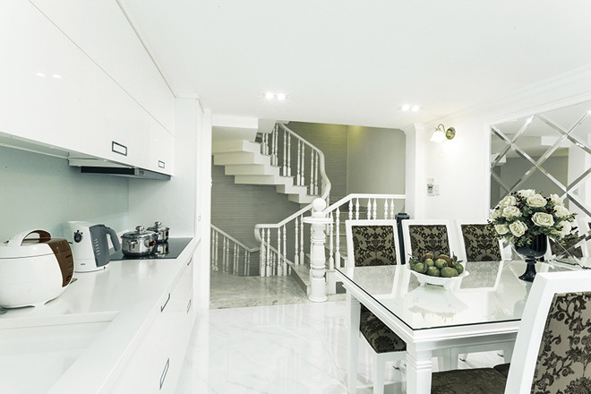 Ngôi nhà 27m2 xây hơn 2 tỷ đồng, khiến tất cả phải trầm trồ - Ảnh 2 Ngôi nhà 27m2 xây hơn 2 tỷ đồng, khiến tất cả phải trầm trồ - Ảnh 2