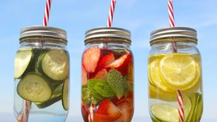 Tự làm 3 thức uống detox thải độc cơ thể