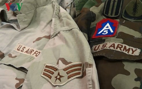 phát hiện 100 bộ quân phục lính mỹ tại sân bay tân sơn nhất hình 1 phat hien 100 bo quan phuc linh my tai san bay tan son nhat hinh 1