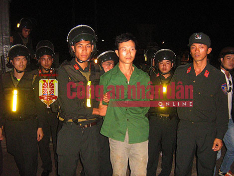 Đối tượng Vũ Văn Đản lúc bị bắt. Đối tượng Vũ Văn Đản lúc bị bắt.