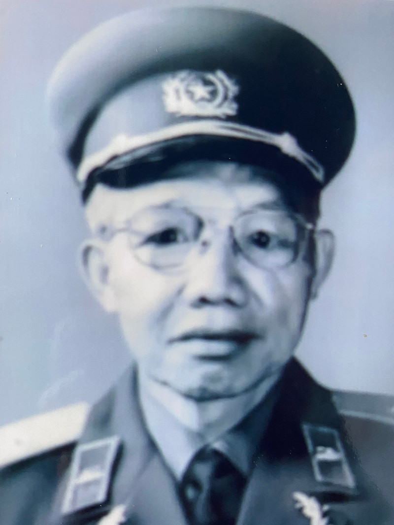 Thiếu tướng Đào Huy Vũ. Thiếu tướng Đào Huy Vũ.