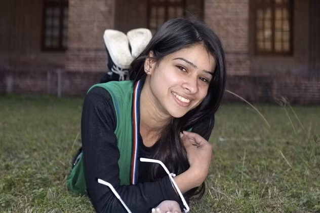 Nữ sinh Shafilea Ahmed. Ảnh: BBC. Nữ sinh Shafilea Ahmed. Ảnh: BBC.