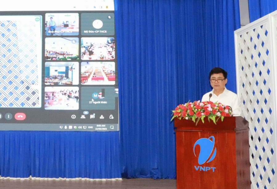 Ông Nguyễn Quốc Khanh - PGĐ Sở GD&ĐT An Giang phát biểu tại hội nghị. Ông Nguyễn Quốc Khanh - PGĐ Sở GD&ĐT An Giang phát biểu tại hội nghị.