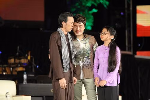 “Chị Bảy” Phương Mỹ Chi hát “Trở về” lay động trái tim khán giả - Ảnh 2