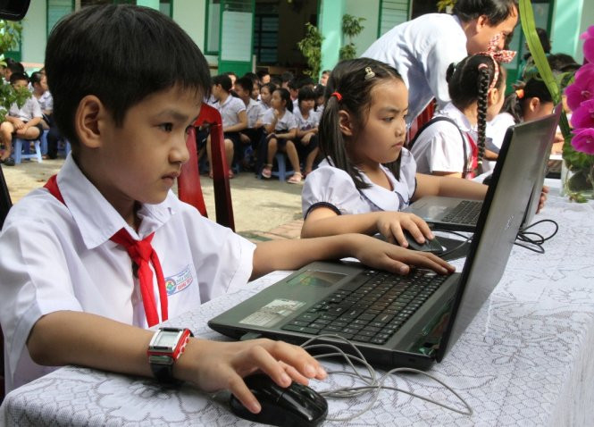 Tình trạng thiếu GV và cơ sở vật chất để triển khai môn Tin học đang diễn ra phổ biến ở các trường vùng khó. Ảnh minh họa/ INT Tình trạng thiếu GV và cơ sở vật chất để triển khai môn Tin học đang diễn ra phổ biến ở các trường vùng khó. Ảnh minh họa/ INT