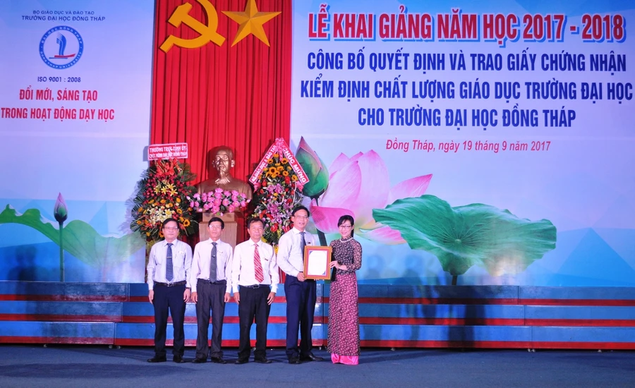 ĐH Đồng Tháp: Khai giảng năm học mới và đạt chuẩn kiểm định chất lượng cơ sở giáo dục