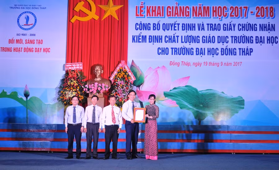 ĐH Đồng Tháp: Khai giảng năm học mới và đạt chuẩn kiểm định chất lượng cơ sở giáo dục