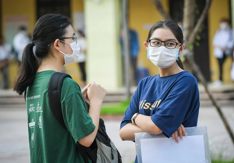 Học sinh Trường THPT Nguyễn Văn Cừ (Hà Nội).