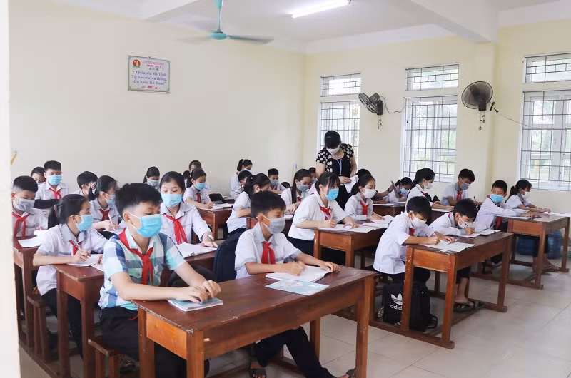 Nhiều phụ huynh nêu ý kiến nên kết thúc năm học sớm với HS tiểu học.