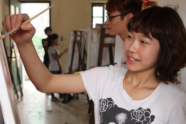 Sinh viên chuyên ngành Mỹ thuật. Ảnh minh họa/ INT Sinh viên chuyên ngành Mỹ thuật. Ảnh minh họa/ INT