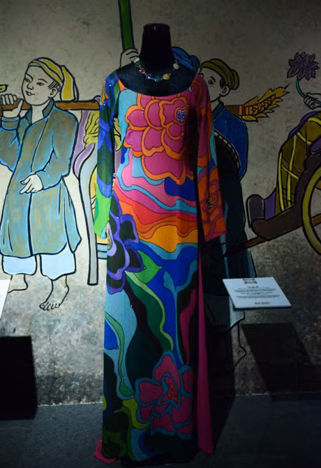 Ao dai Viet qua cac giai doan lich su - Anh 10