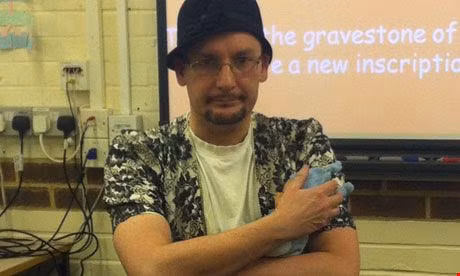 Trang phuc hai huoc tao cam hung cho hoc sinh cua giao vien the gioi - Anh 4