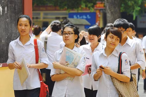 Đổi mới đề thi vào 10 năm học 2015 - 2016 môn Ngữ văn