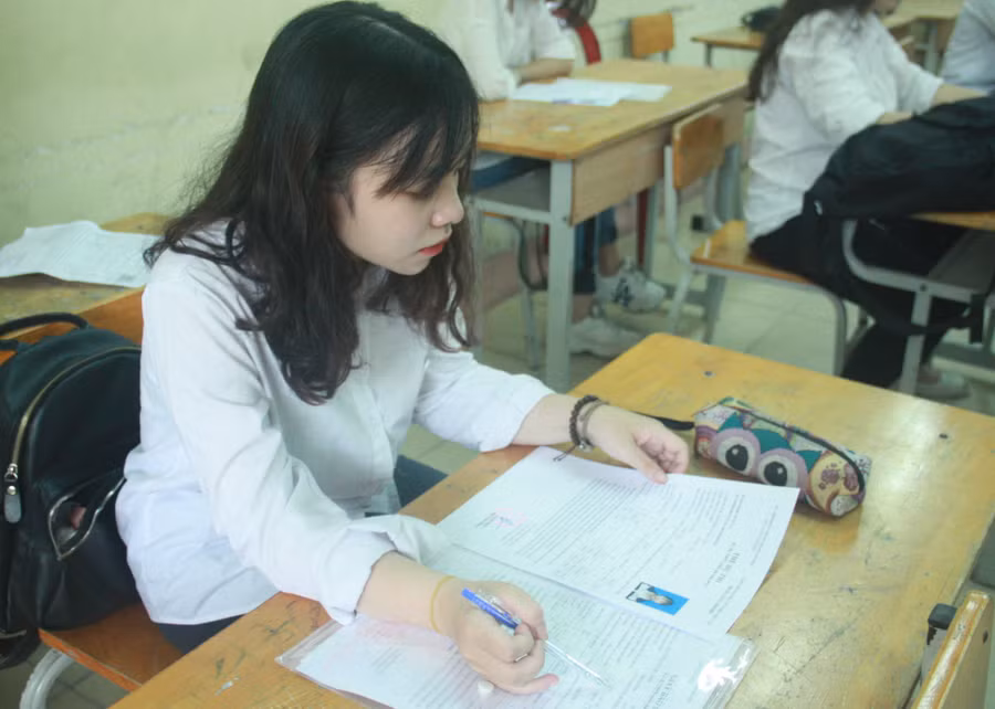 Thí sinh dự thi tốt nghiệp THPT. Ảnh: Hải Bình.