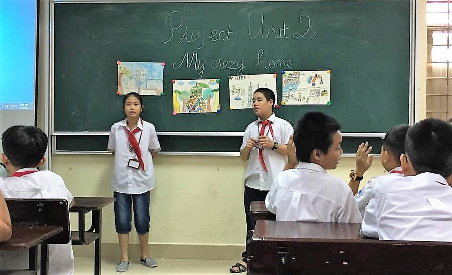 Mình giơ tay tranh luận đi! - Giờ thuyết trình của học sinh lớp 6A1 Mình giơ tay tranh luận đi! - Giờ thuyết trình của học sinh lớp 6A1