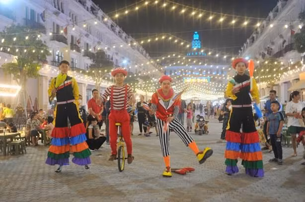 Lễ hội Danko Square vô cùng phong phú Lễ hội Danko Square vô cùng phong phú