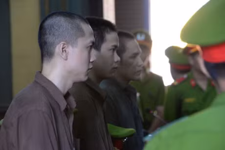 Tham sat o Binh Phuoc: Toa phuc tham tuyen y an tu hinh voi Vu Van Tien - Anh 2