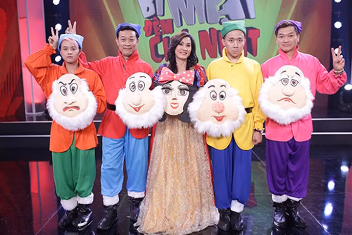 Trấn Thành - Thanh Duy “chơi lố”, đánh nhau với tư thế “nhạy cảm“